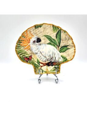 Decoupage Scalloped shell White Parrot